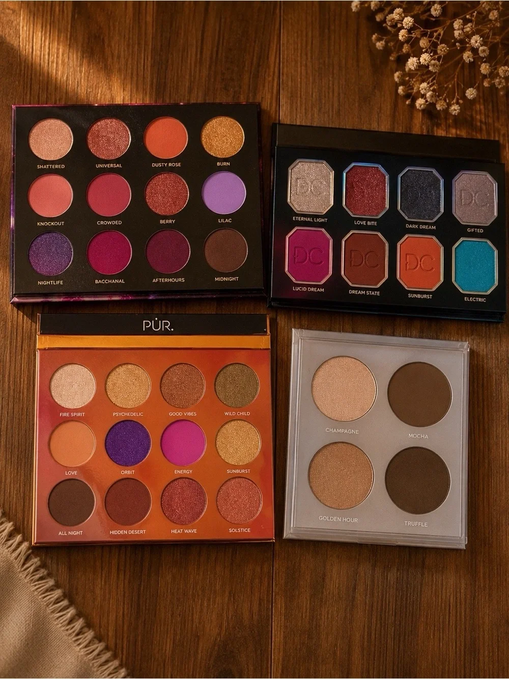 Assorted Women’s Eyeshadow Palette - Multi-Color